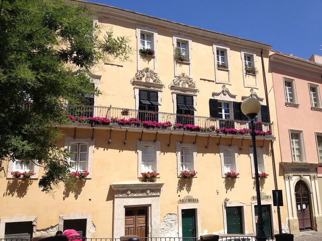 Hotel Vittorio Emanuele Sassari 3*,