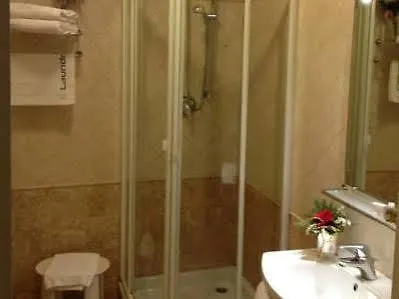 Hotel Vittorio Emanuele Sassari 3*,